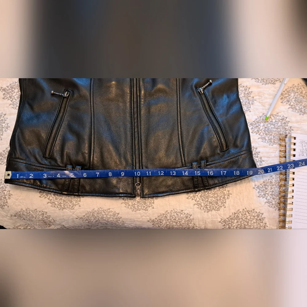 Harley Davidison Leather Coat - Picture 10 of 16